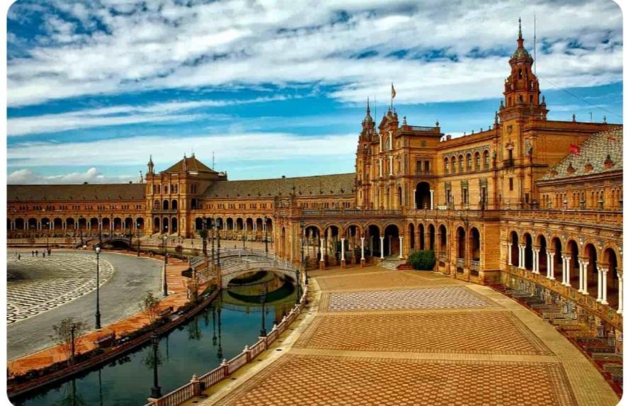 Apartamento Luminoso Sevilla Eksteriør billede